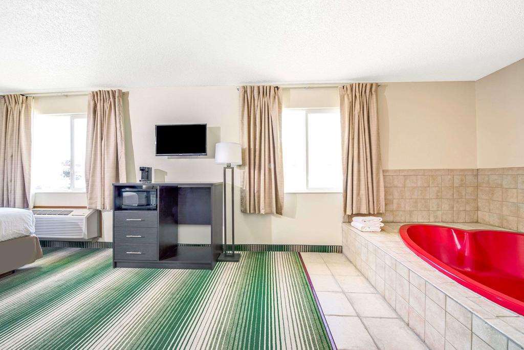 Surestay Plus By Best Western Montrose Δωμάτιο φωτογραφία