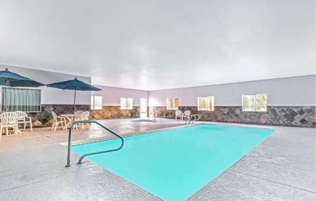 Surestay Plus By Best Western Montrose Εξωτερικό φωτογραφία